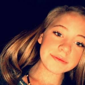 Meet your Posher, Skylar